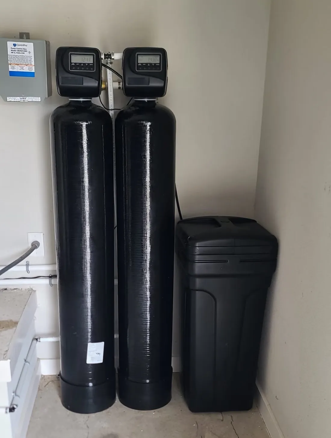 Dual tank system